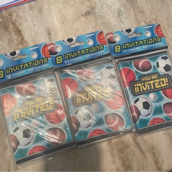 ⭐️ 24 Sports Party Invites 🏀 🏈 ⚽️ - NEW 📨 - Picture 2 of 3